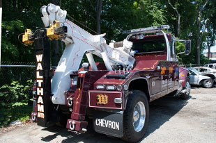 collision towing and repair in waltham mass